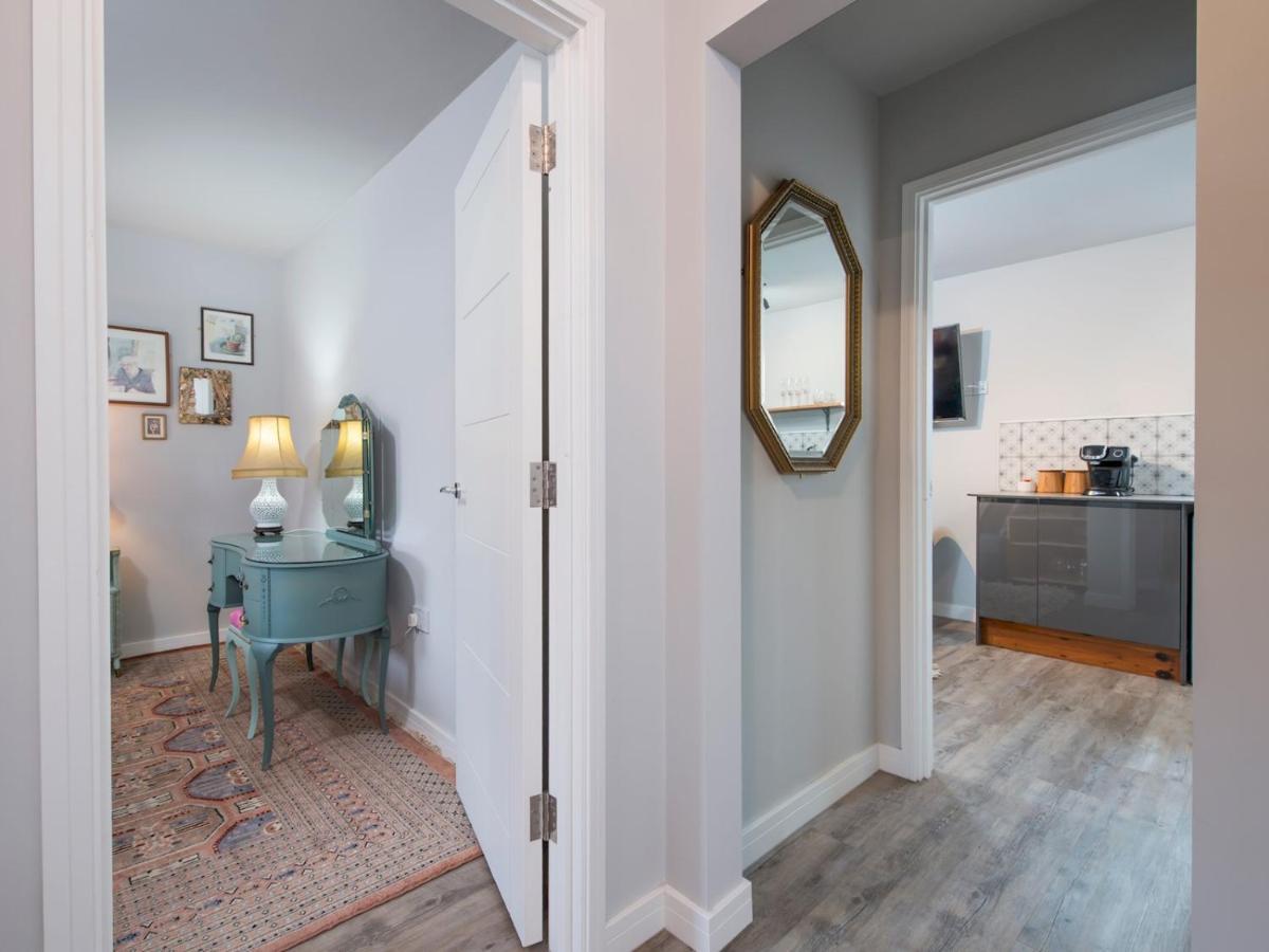 Pass The Keys New Stylish & Elegant 2 Bed Apartment In The City! Кардіфф Екстер'єр фото